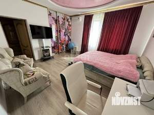 Дом 361м², 3-этажный, участок 8 сот.  