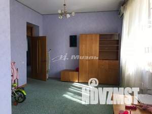Дом 360м², 2-этажный, участок 6 сот.  