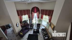 Дом 430м&sup2;, 3-этажный, участок 4 сот.  