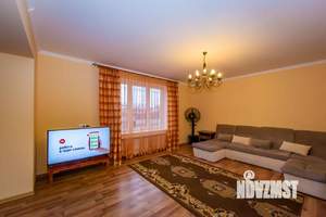 Дом 196м&sup2;, 2-этажный, участок 8 сот.  