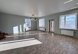 Дом 150м&sup2;, 2-этажный, участок 6 сот.  