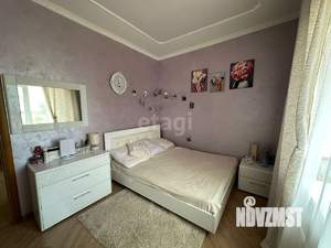 Дом 185м&sup2;, 2-этажный, участок 3 сот.  