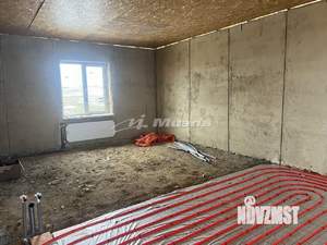 Дом 100м&sup2;, 1-этажный, участок 8 сот.  