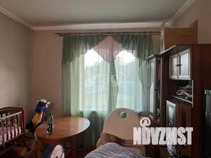 Дом 345м², 3-этажный, участок 4 сот.  