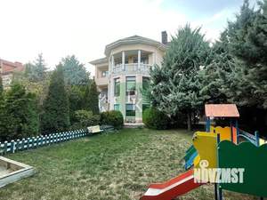 Дом 432м&sup2;, 3-этажный, участок 10 сот.  