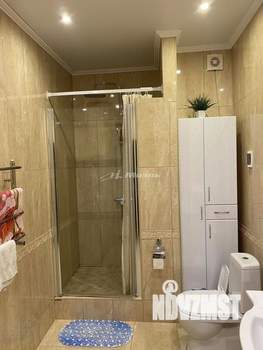 Дом 280м&sup2;, 2-этажный, участок 6 сот.  