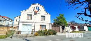 Дом 332м&sup2;, 2-этажный, участок 4 сот.  