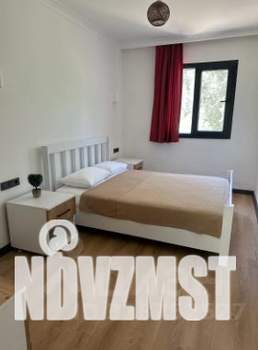 Дом 180м², 2-этажный, участок 6 сот.  