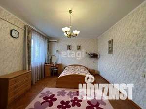 Дом 309м&sup2;, 2-этажный, участок 7 сот.  