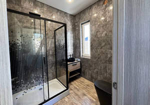 Дом 150м&sup2;, 2-этажный, участок 6 сот.  