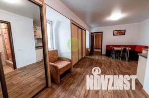 Дом 180м², 2-этажный, участок 3 сот.  