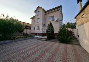 Дом 220м², 3-этажный, участок 5 сот.  