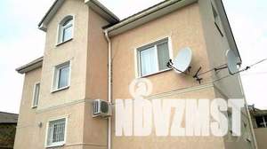 Дом 220м², 3-этажный, участок 5 сот.  