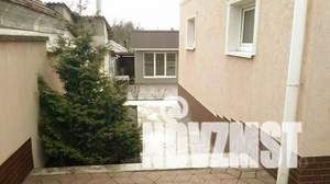 Дом 220м², 3-этажный, участок 5 сот.  