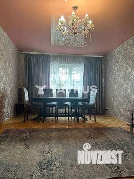 Дом 165м&sup2;, 2-этажный, участок 6 сот.  