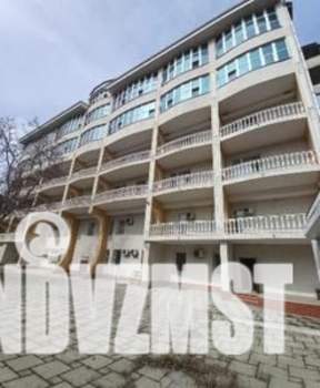 Дом 581м&sup2;, 1-этажный, участок 6 сот.  