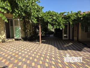 Дом 250м², 2-этажный, участок 6 сот.  