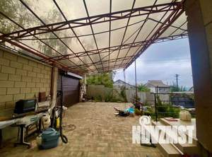 Дом 282м&sup2;, 3-этажный, участок 6 сот.  