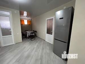 Дом 400м², 3-этажный, участок 6 сот.  
