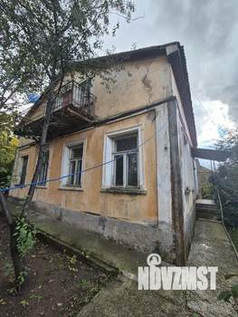 Дом 145м&sup2;, 3-этажный, участок 7 сот.  