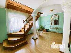 Дом 296м&sup2;, 2-этажный, участок 8 сот.  