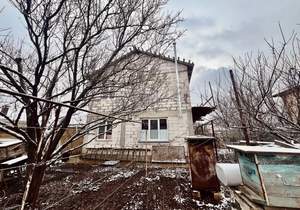 Дом 150м&sup2;, 2-этажный, участок 6 сот.  