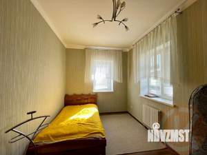 Дом 200м&sup2;, 2-этажный, участок 6 сот.  