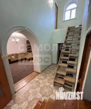 Дом 450м&sup2;, 2-этажный, участок 9 сот.  