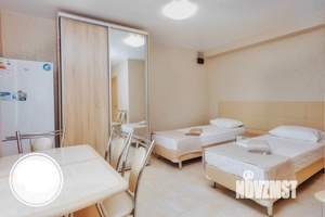 Дом 374м², 3-этажный, участок 30 сот.  