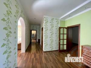 Дом 200м&sup2;, 2-этажный, участок 6 сот.  