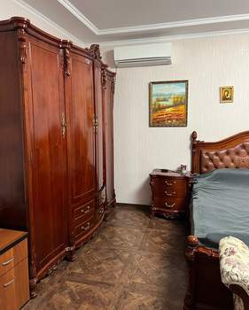 Дом 547м&sup2;, 4-этажный, участок 6 сот.  