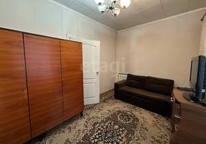 Дом 60м&sup2;, 2-этажный, участок 5 сот.  