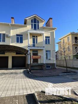 Дом 363м², 4-этажный, участок 4 сот.  