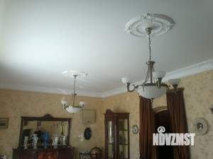 Дом 400м&sup2;, 3-этажный, участок 6 сот.  