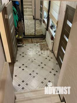 Дом 185м&sup2;, 2-этажный, участок 3 сот.  