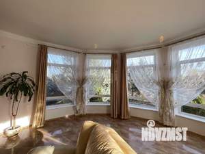 Дом 433м&sup2;, 3-этажный, участок 10 сот.  