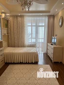 Дом 267м², 4-этажный, участок 3 сот.  