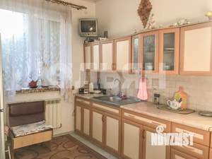 Дом 184м&sup2;, 2-этажный, участок 6 сот.  