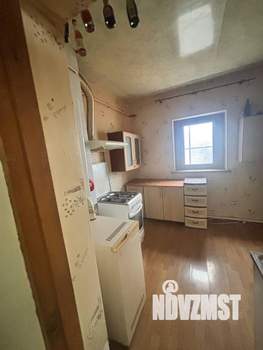 Дом 230м&sup2;, 3-этажный, участок 547 сот.  