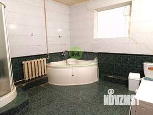 Дом 230м², 3-этажный, участок 6 сот.  