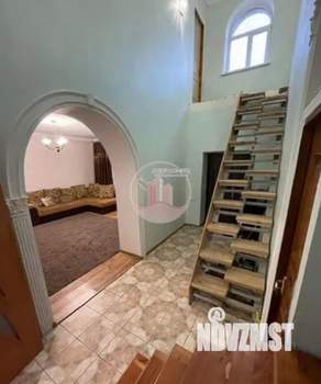 Дом 450м², 2-этажный, участок 9 сот.  