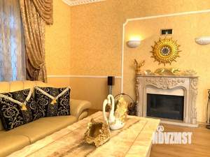 Дом 730м&sup2;, 3-этажный, участок 6 сот.  