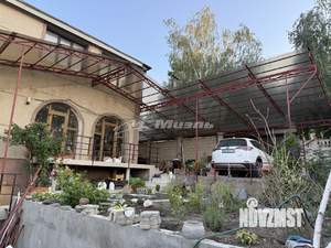 Дом 282м&sup2;, 2-этажный, участок 8 сот.  