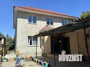 Дом 201м&sup2;, 2-этажный, участок 4 сот.  