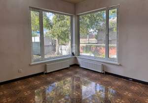 Дом 70м&sup2;, 1-этажный, участок 4 сот.  