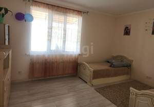 Дом 169м&sup2;, 1-этажный, участок 8 сот.  