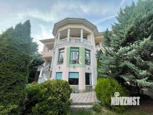 Дом 432м&sup2;, 3-этажный, участок 10 сот.  