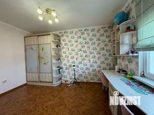Дом 74м², 2-этажный, участок 1 сот.  