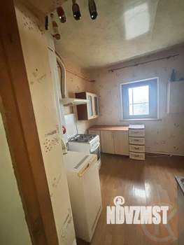 Дом 230м&sup2;, 3-этажный, участок 547 сот.  