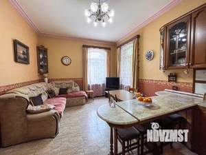 Дом 288м&sup2;, 2-этажный, участок 6 сот.  